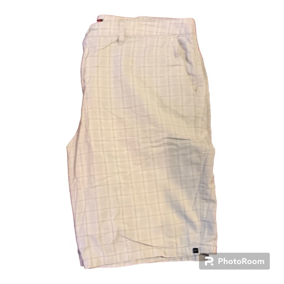 2/$14 💀 | Quicksilver | Men’s Cream Plaid Shorts | Size 40 - Picture 1 of 5
